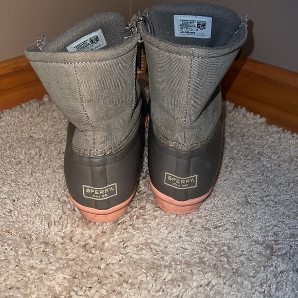 Sperry gray / peach salt water duck rain boots sz 10 - Picture 4 of 6